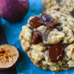 Oatmeal Fig Cookies with Dark Chocolate Chunks: Pure Bliss 15 Oatmeal Fig Cookies with Dark Chocolate Chunks on a Plate