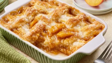 Old Fashioned Peach Cobbler Fresh from the Oven