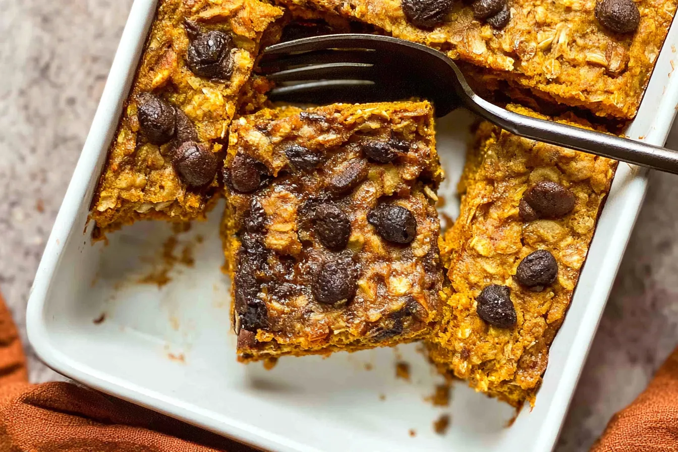 Delicious Pumpkin Baked Oatmeal in a Cozy Bowl